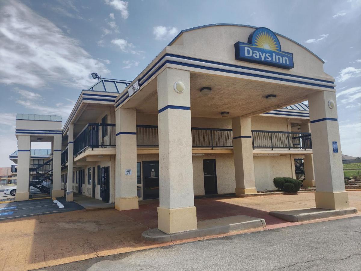 Days Inn Oklahoma City West Exterior photo